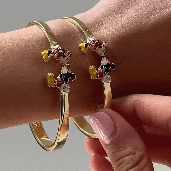 NWT Bauble Bar Disney Mickey & Minnie Mouse Kissing Cuff Bracelet - Picture 3 of 9